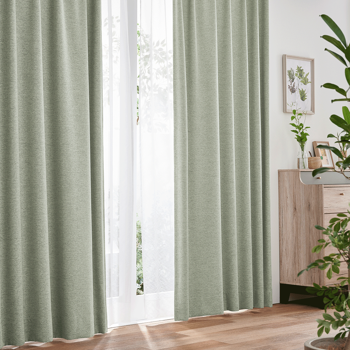 オーダーカーテン(リダイレクト先)